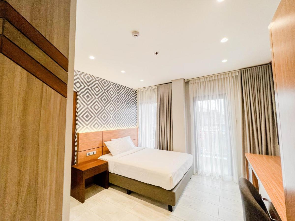 The Manaoag Hotel Buitenkant foto